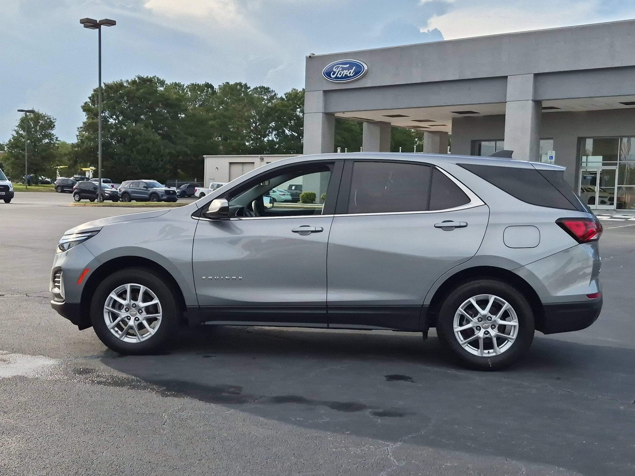 2024 Chevrolet Equinox LT