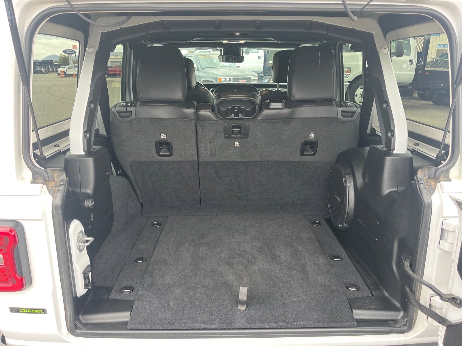 2020 Jeep Wrangler Unlimited Sahara Altitude