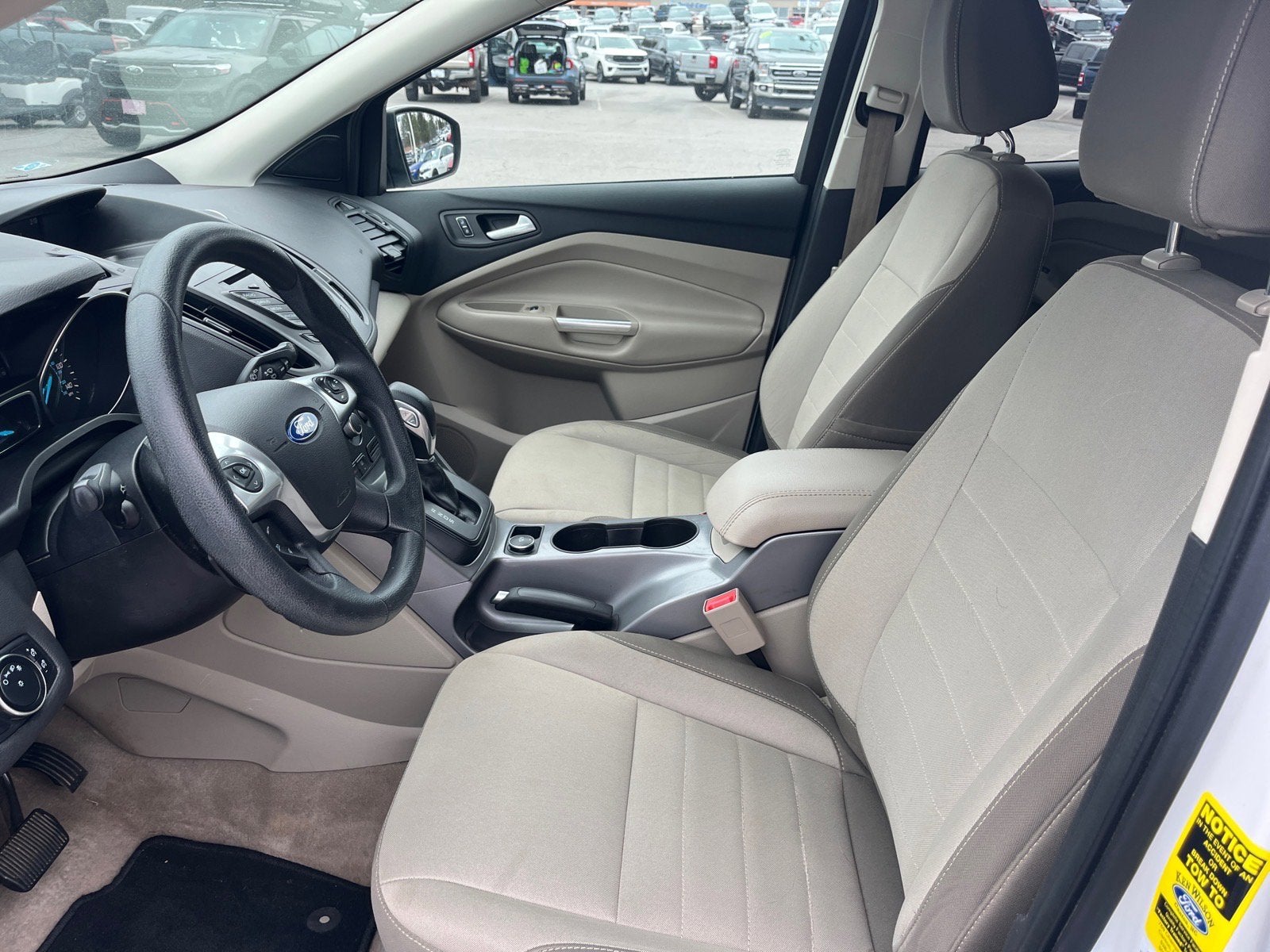 2016 Ford Escape SE