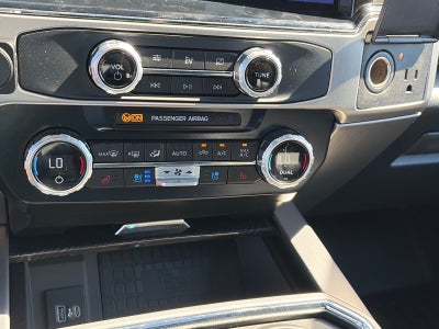 2022 Ford Super Duty F-450 DRW Platinum