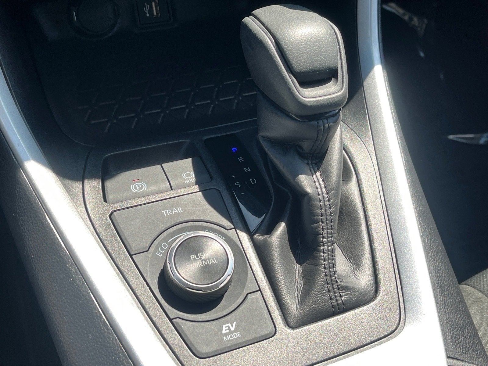 2024 Toyota RAV4 Hybrid Woodland