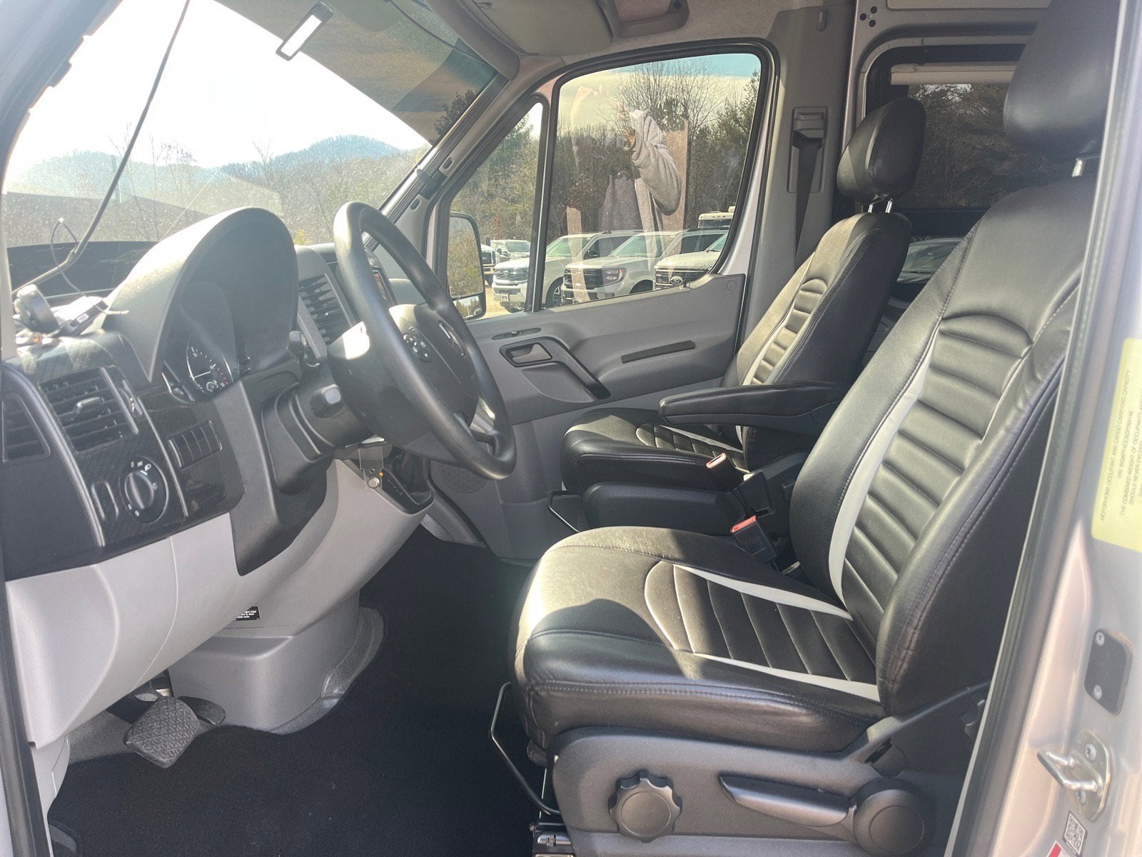 2016 Mercedes-Benz Sprinter Chassis-Cabs 3500