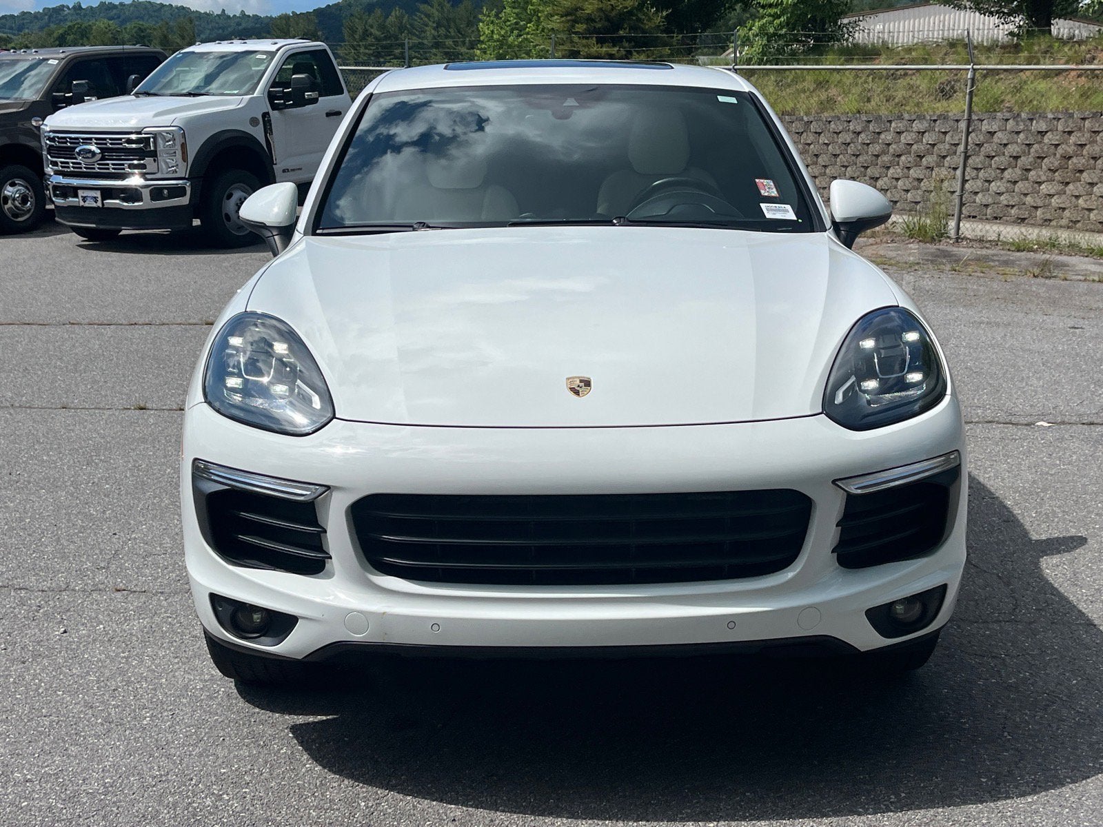 2016 Porsche Cayenne Base
