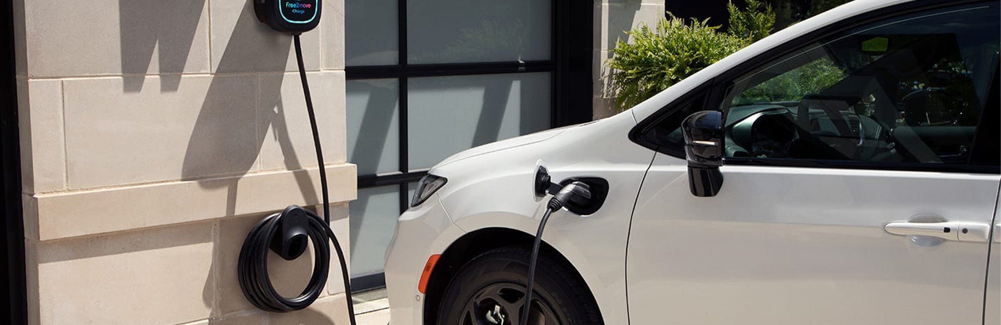 2025 Chrysler Chrysler Pacifica Plug-in Hybrid Cargo Space