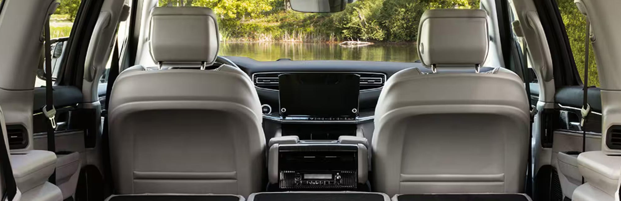 2025 Jeep Wagoneer Cargo Space